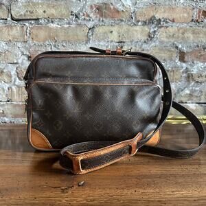 Vintage Louis Vuitton 2000 Monogram Nile Shoulder Bag